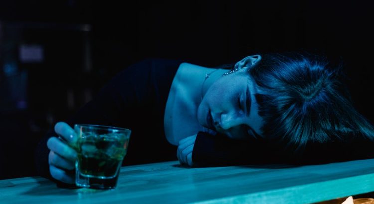 understanding the difference between social drinking and alcohol abuse