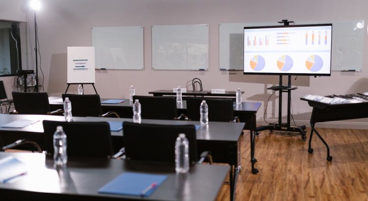 Seamless wireless video solutions for modern boardroom presentations